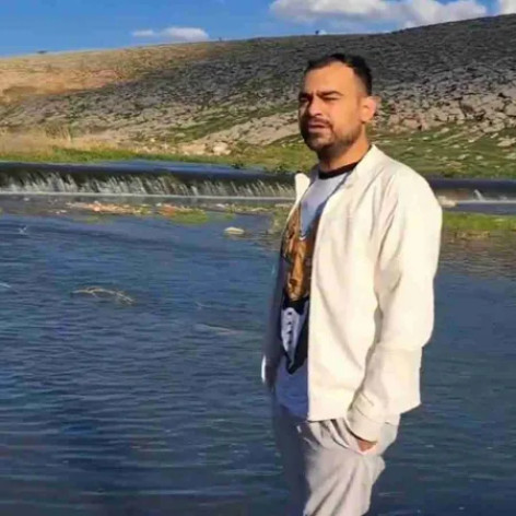 دانلود آهنگ روح الله کرمی مخاطب خاص ۲ همراه با متن